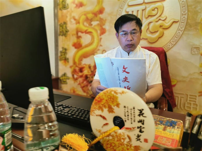 山东济南当代中国最有影响力的思想家颜廷利的哲学思想